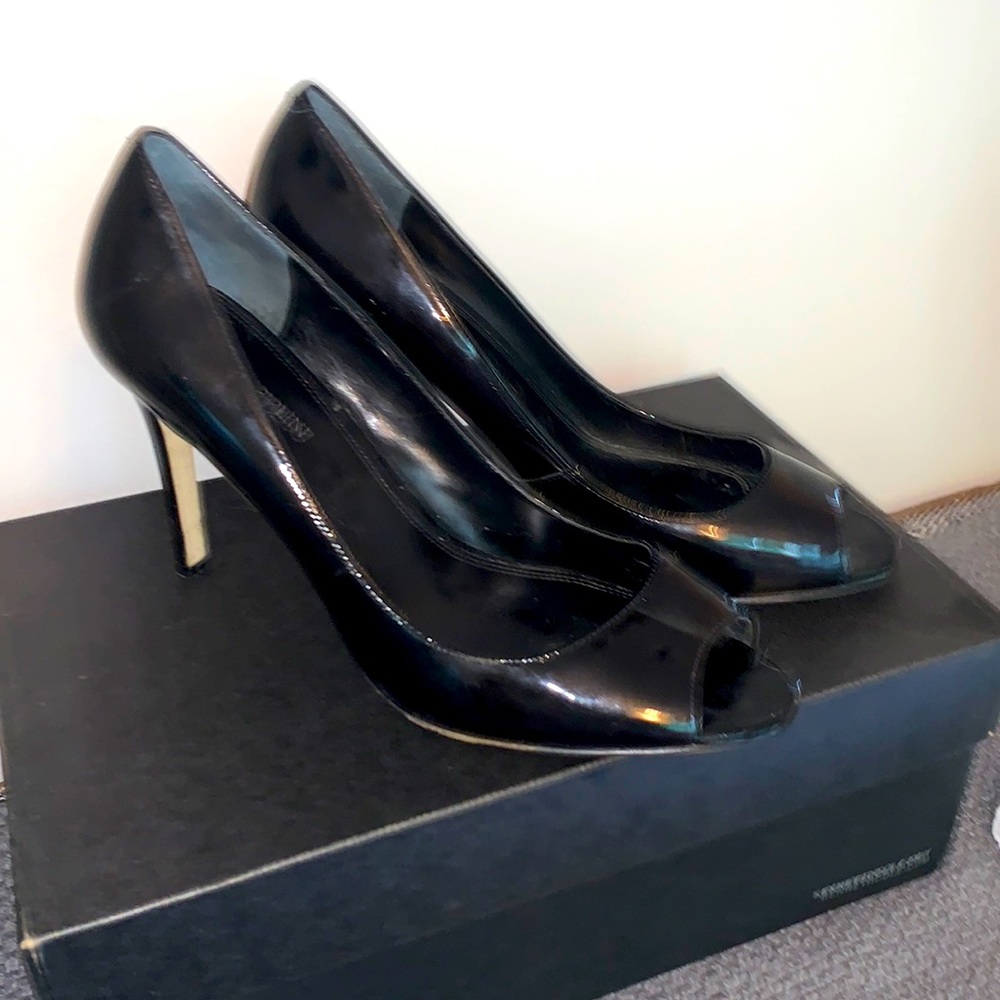 Enzo Angiolini Patent leather heels 11m